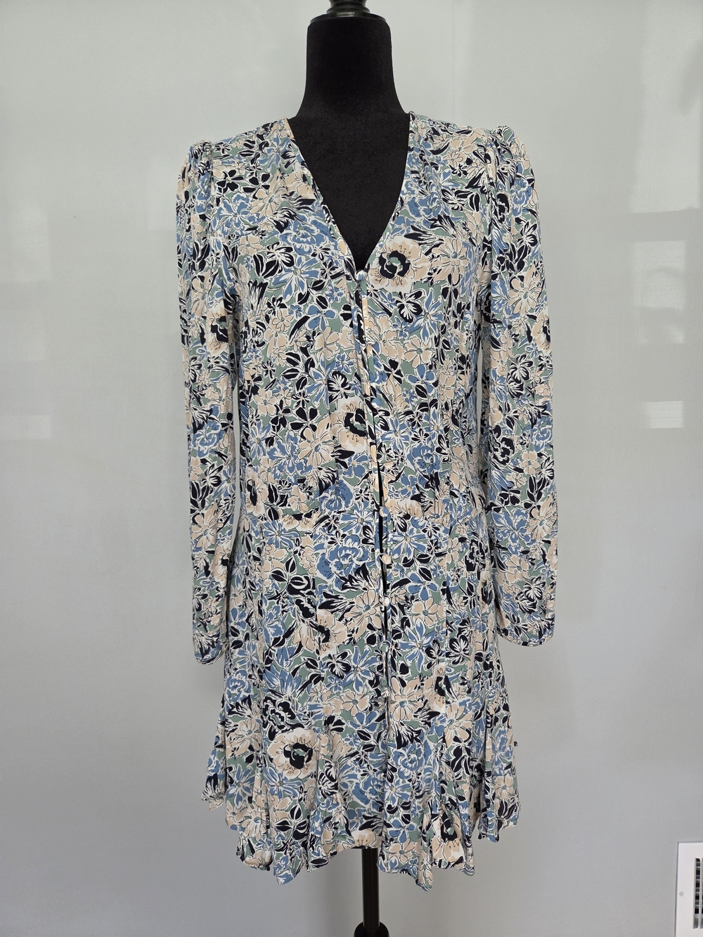 Veronica Beard Blue and Cream Floral Long Sleeve V-Neck Dress